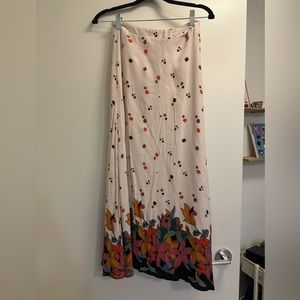Urban Outfitters Raine floral maxi skirt - sz 0